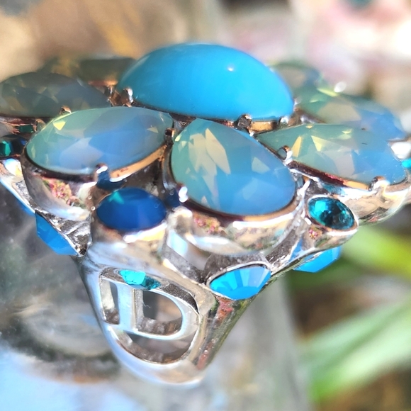 DIOR GLAM Turquoise Blues Silver MEGA Sparkly Rhinestones Gaudy Cocktail RING 2" - Picture 11 of 16